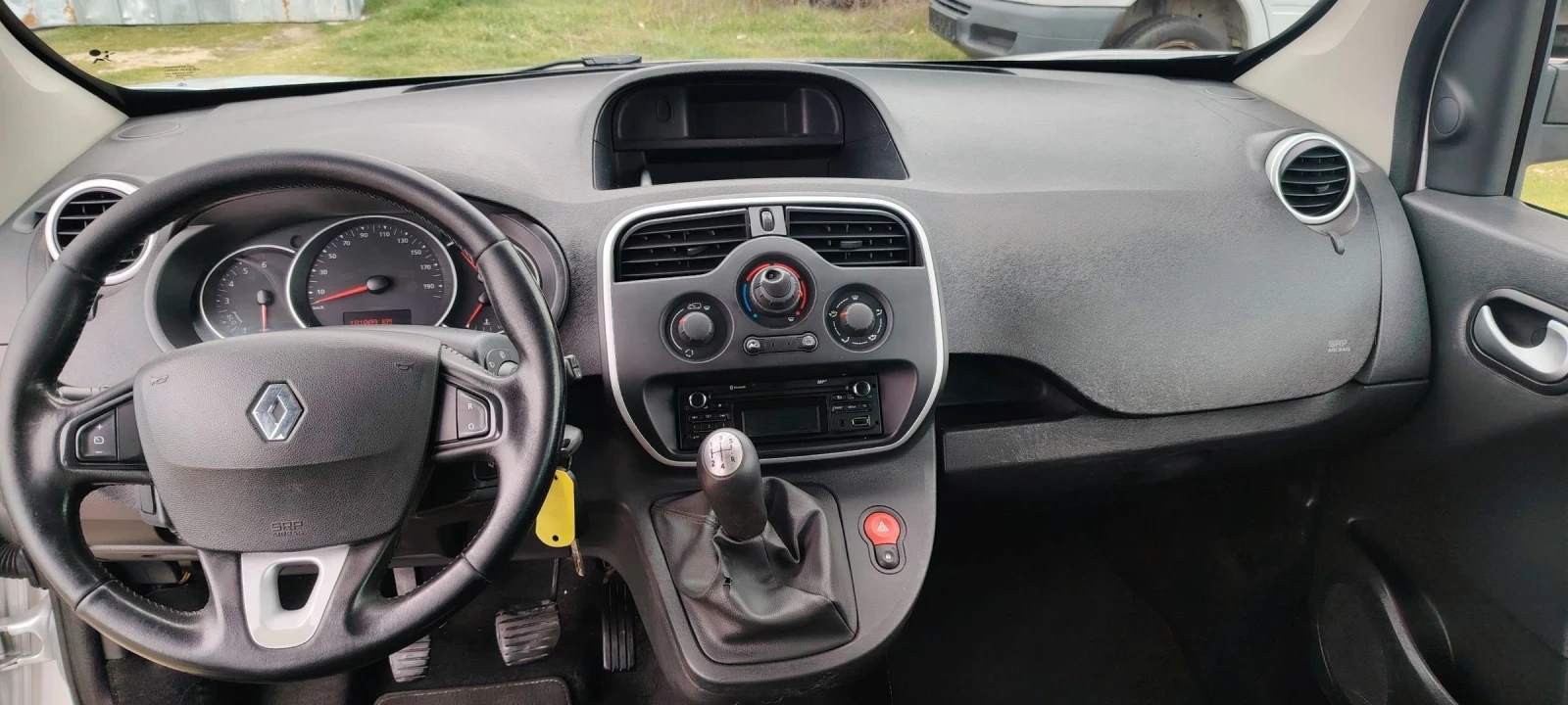 Renault Kangoo 1.5dci-90к.с, снимка 13 - Автомобили и джипове - 53905432