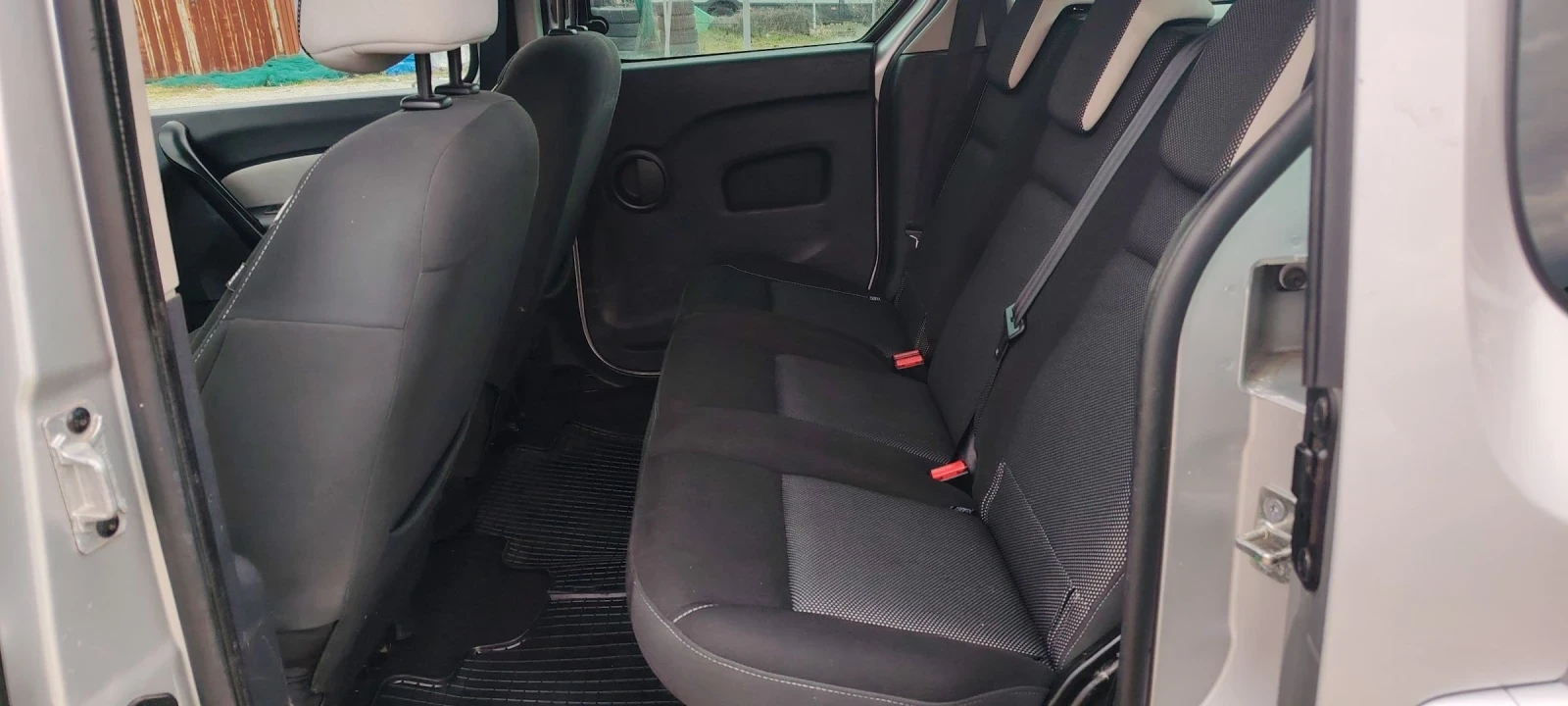 Renault Kangoo 1.5dci-90к.с, снимка 10 - Автомобили и джипове - 53905432