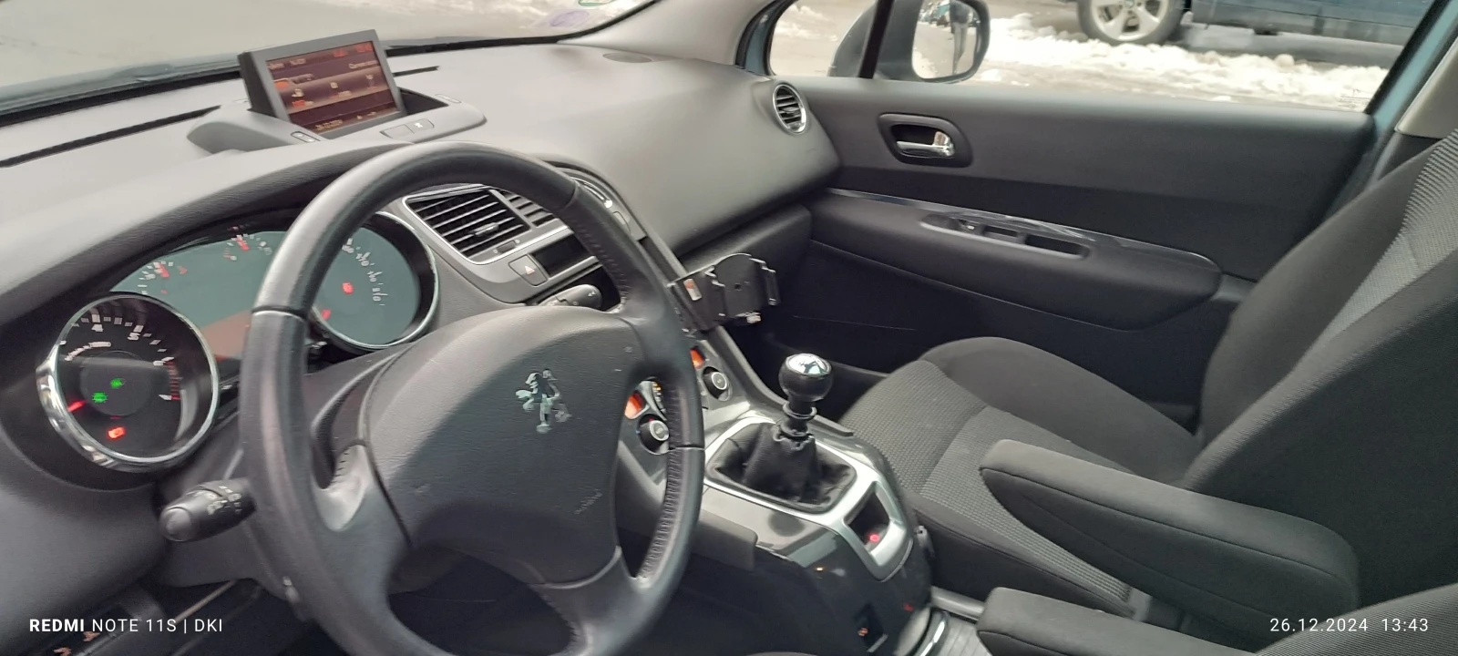 Peugeot 5008  7 места (6+ 1), снимка 8 - Автомобили и джипове - 54139570