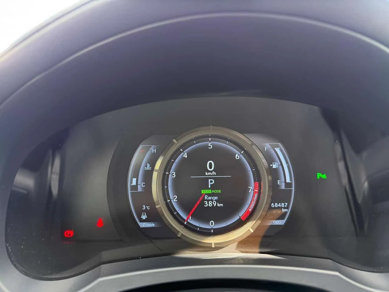 Lexus IS 300 F-SPORT* M/L* 360* DISTRONIC* O�������� | Mobile.bg � ����������� 15