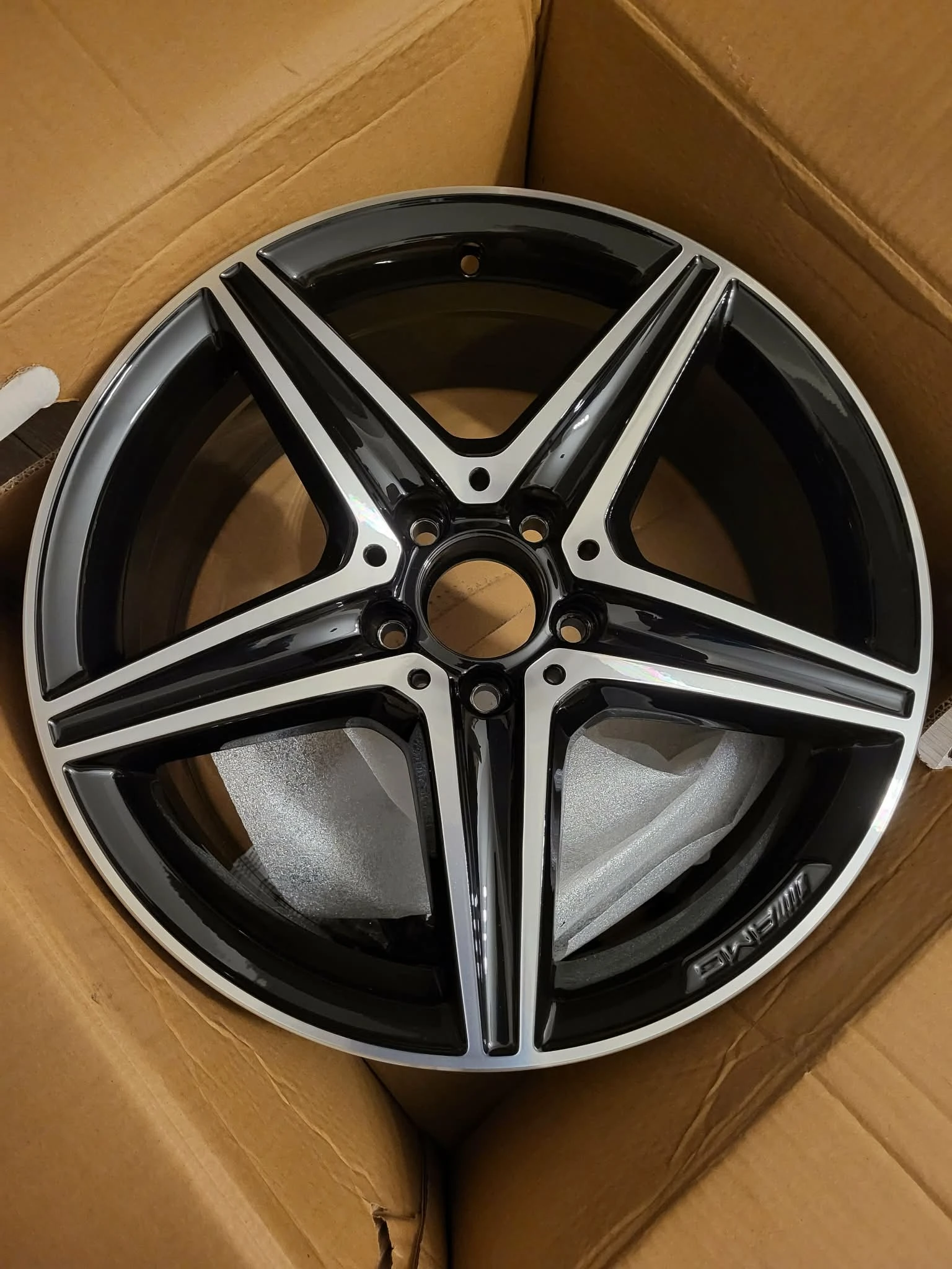 Mercedes-Benz E 200 W213, снимка 9 - Автомобили и джипове - 54202663