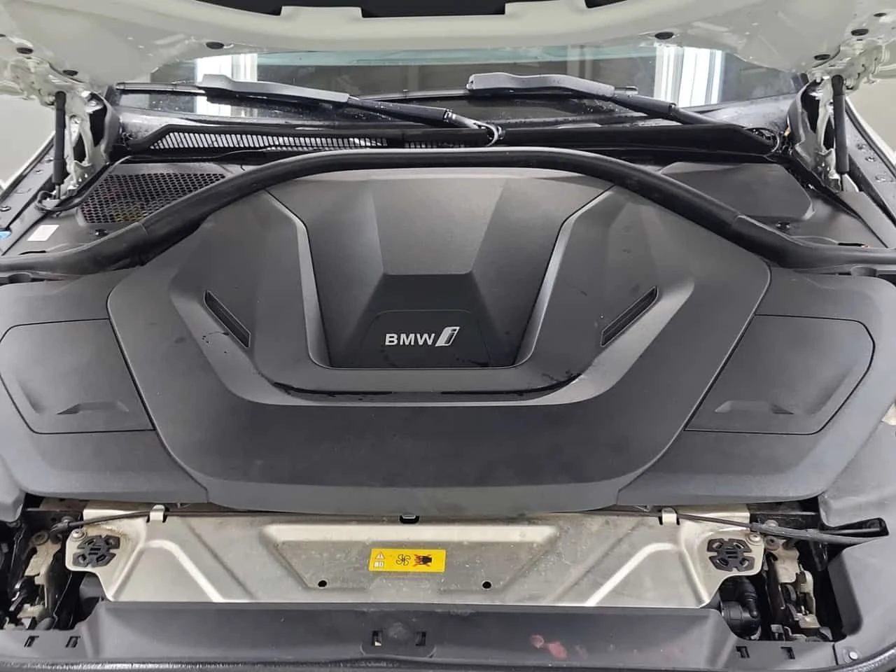 BMW i4 EDRIVE40 /CARFAX/Подгрев/Шибедах/Памет/, снимка 16 - Автомобили и джипове - 54228284