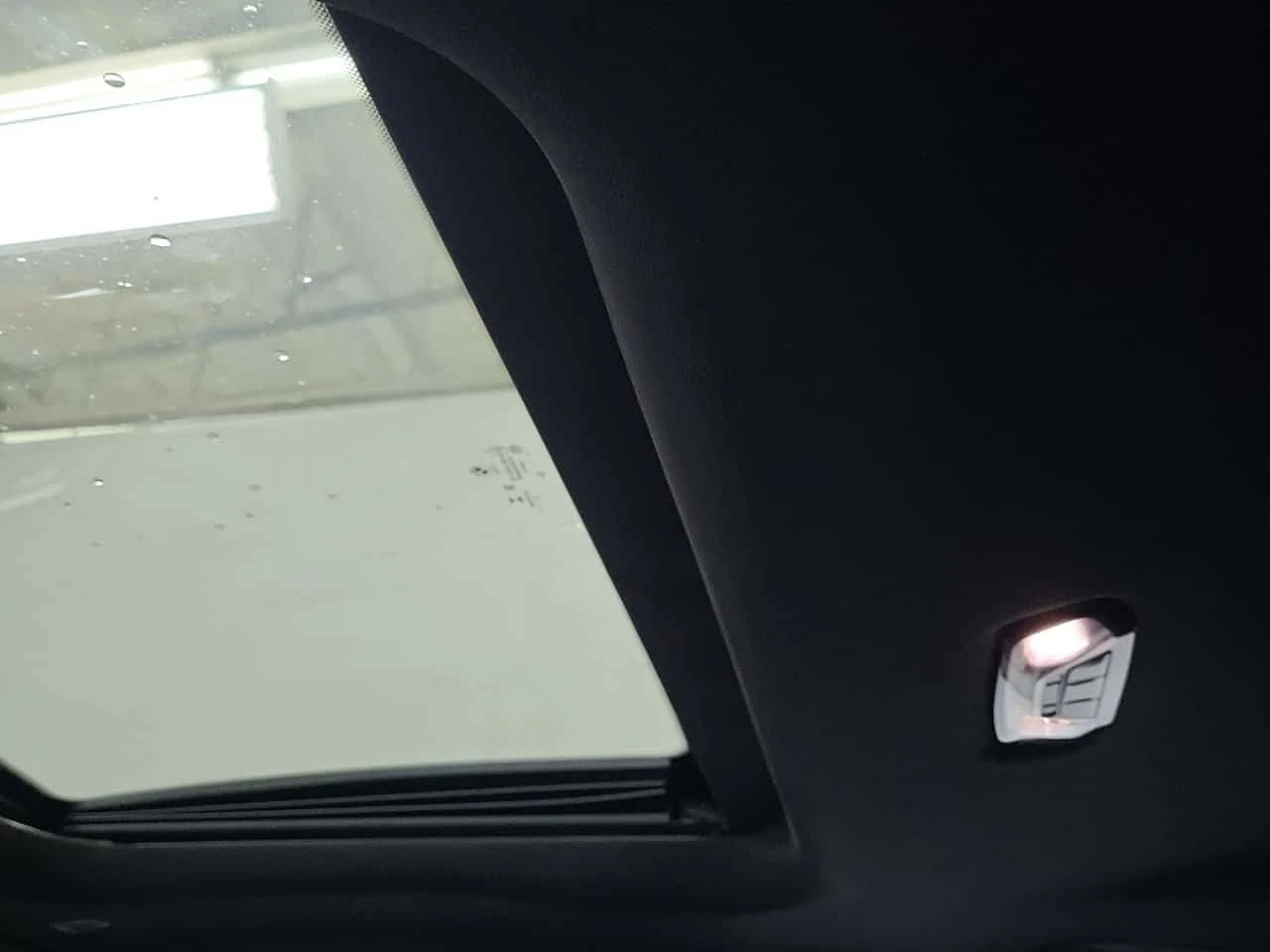 BMW i4 EDRIVE40 /CARFAX/Подгрев/Шибедах/Памет/, снимка 13 - Автомобили и джипове - 54228284