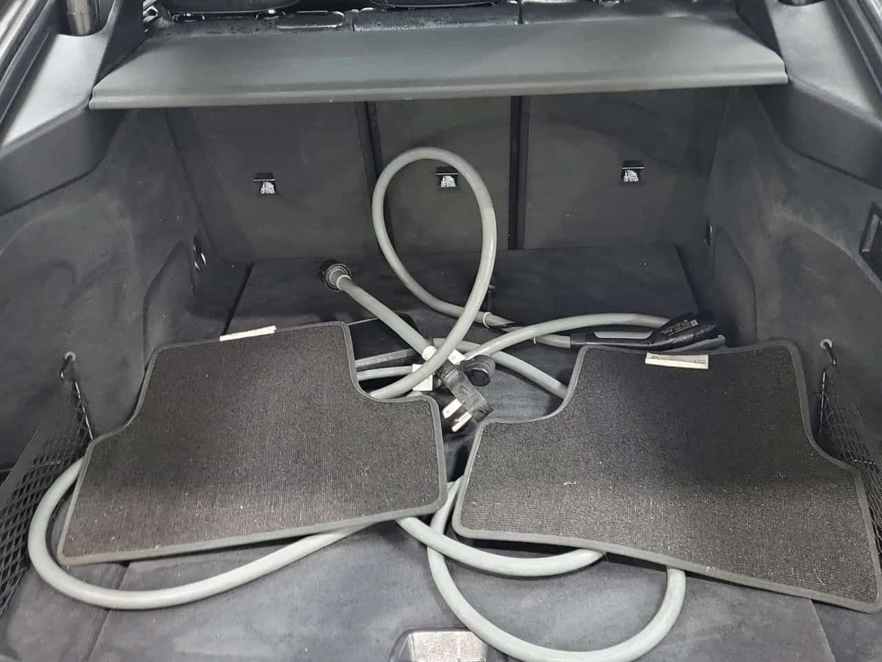 BMW i4 EDRIVE40 /CARFAX/Подгрев/Шибедах/Памет/, снимка 14 - Автомобили и джипове - 54228284