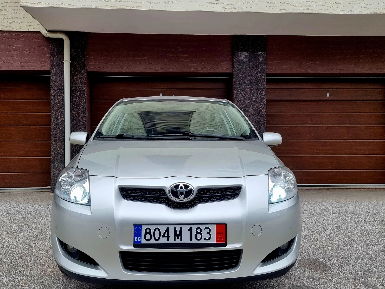 Toyota Auris * 1.6* 124* , снимка 2 - Автомобили и джипове - 54236938