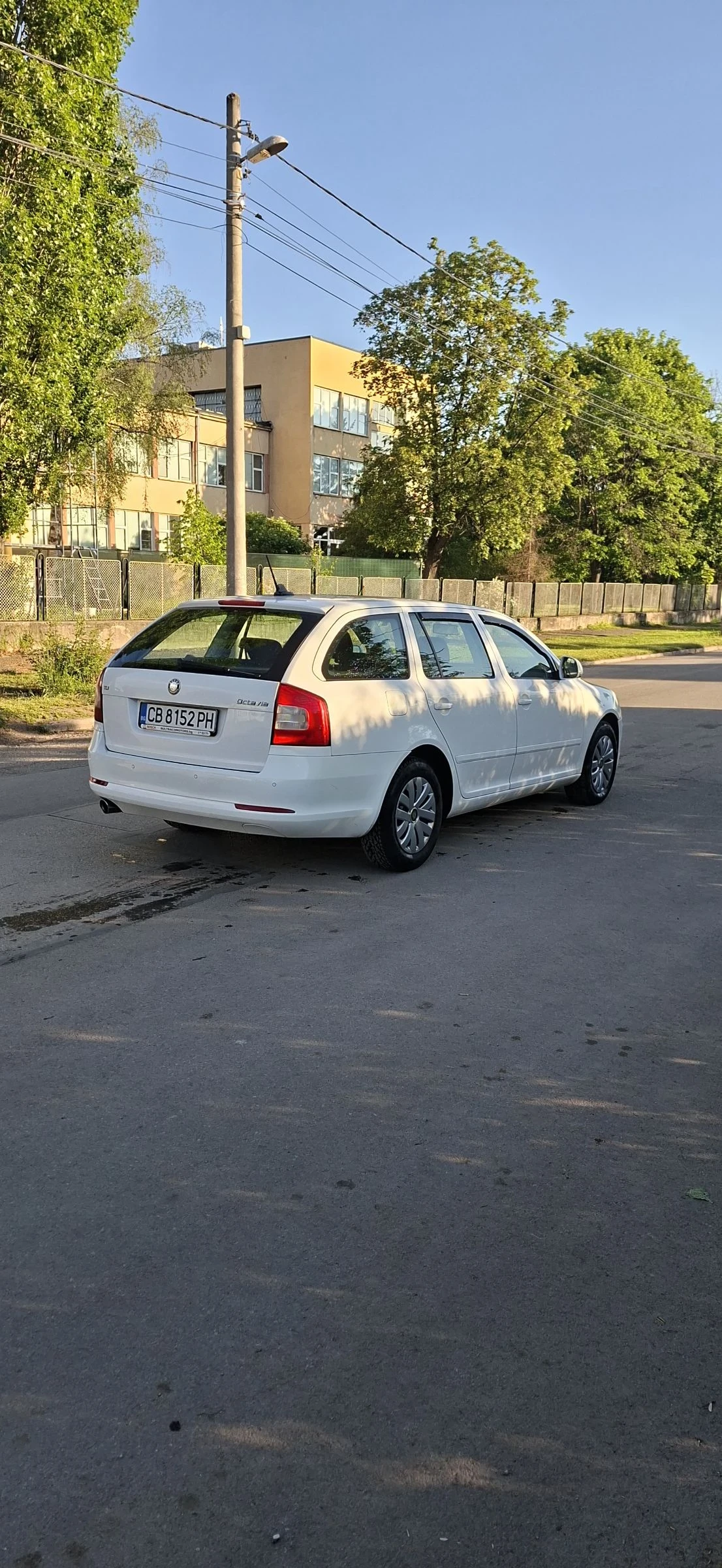 Skoda Octavia 2.0TDI 140к.с DSG обслужена 258000км, снимка 6 - Автомобили и джипове - 54570552