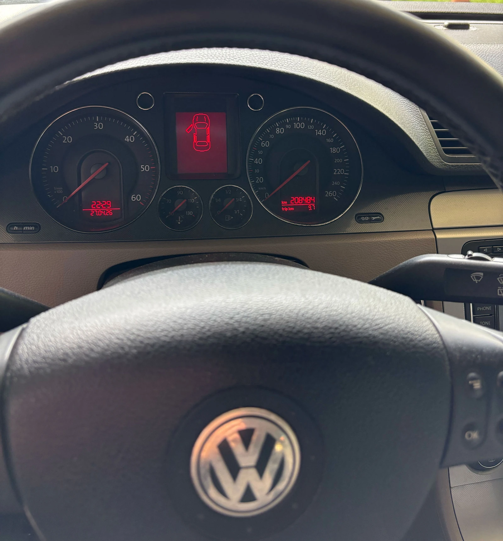 VW Passat, снимка 9 - Автомобили и джипове - 54726733