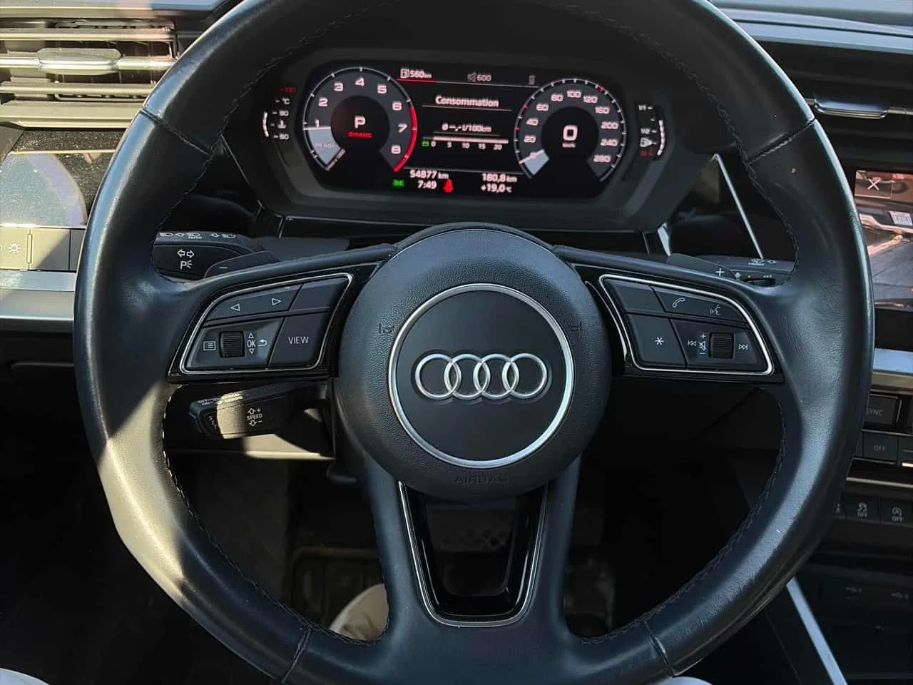 Audi A3 * Komfort * CARFAX * БЕЗ ПЪРВОНАЧАЛНА ВНОСКА, снимка 8 - Автомобили и джипове - 54830573