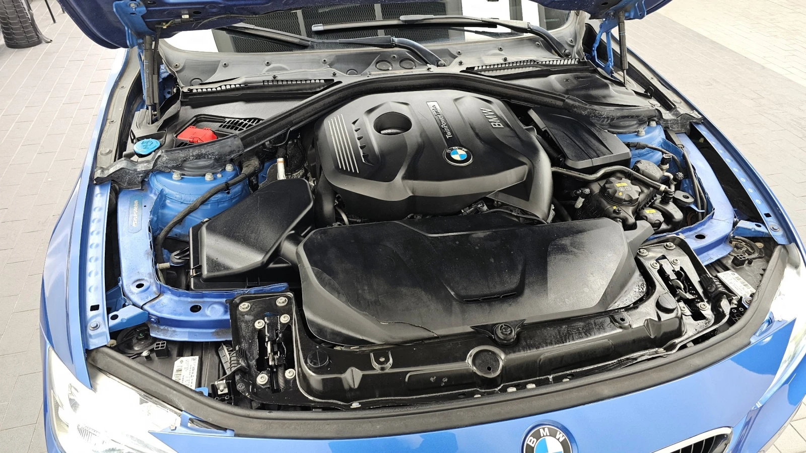 BMW 330 M ПАКЕТ/ПОДГРЕВ/ПАМЕТ/HEAD-UP/ШИБЕДАХ, снимка 5 - Автомобили и джипове - 55016411
