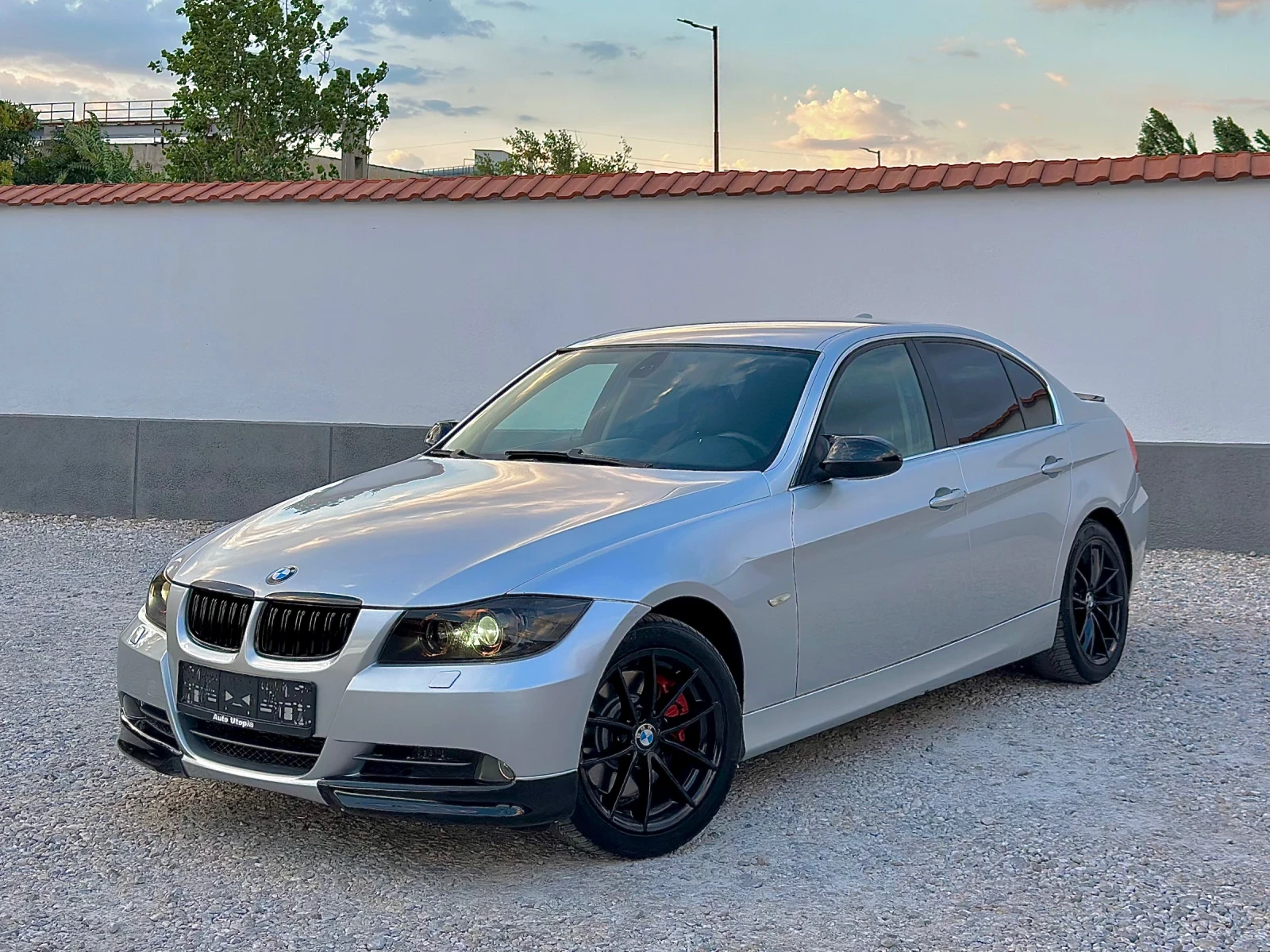BMW 330 НАВИГАЦИЯ/КОЖЕНО РЕКАРО/АВТОМАТ