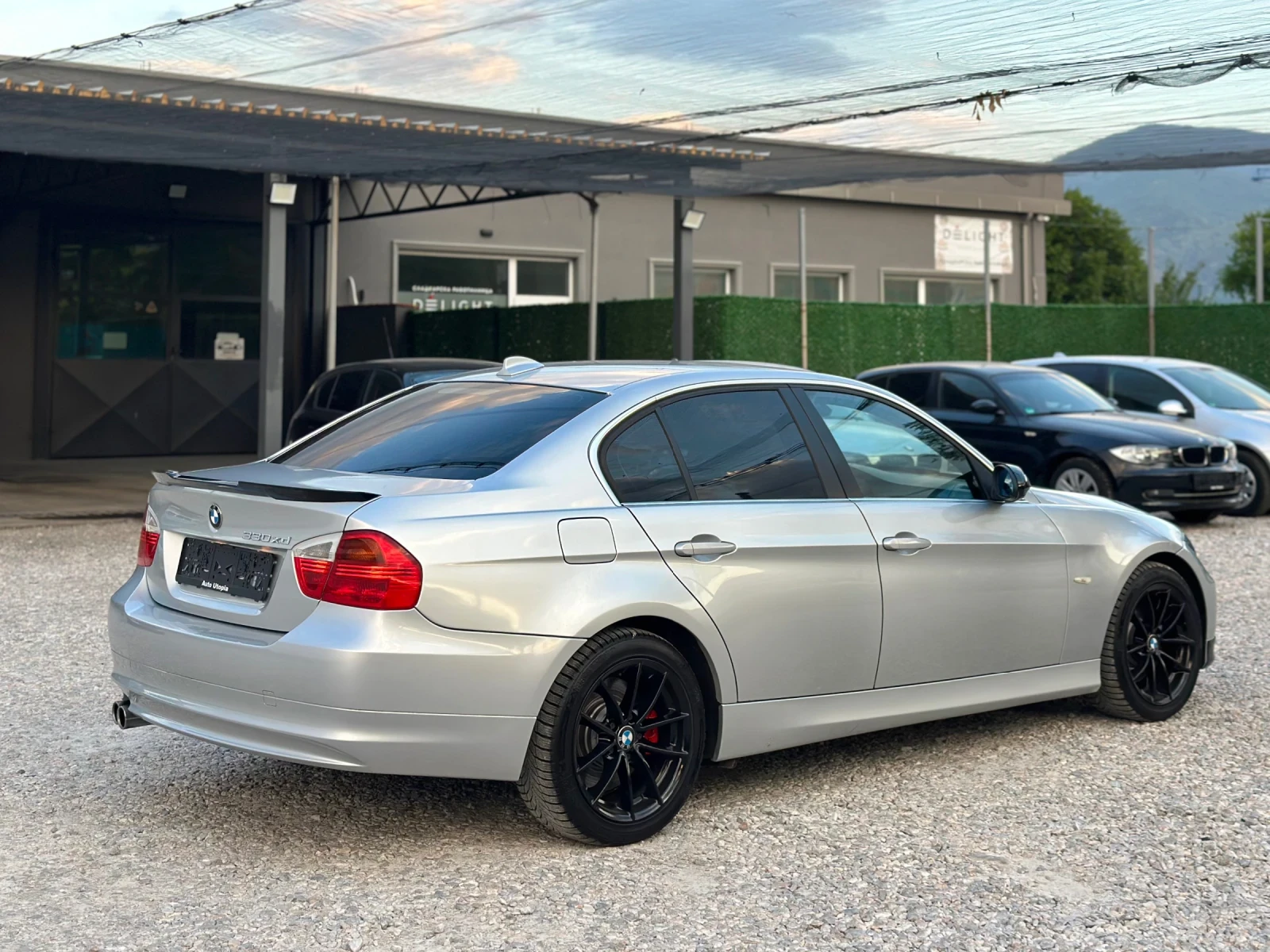 BMW 330 НАВИГАЦИЯ/КОЖЕНО РЕКАРО/АВТОМАТ, снимка 5 - Автомобили и джипове - 55052338