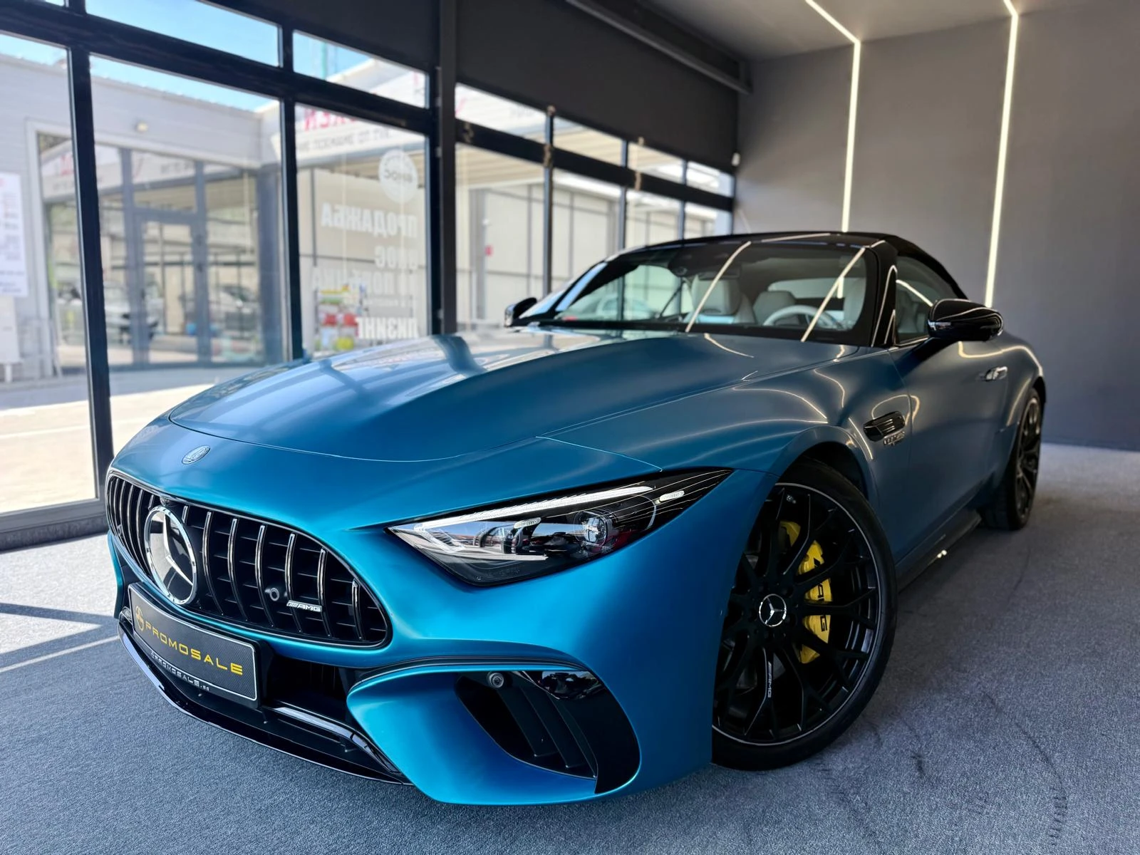 Mercedes-Benz SL 63 AMG 4M* 21* Night Paket* Burmester* Full* ЛИЗИНГ , снимка 3 - Автомобили и джипове - 55257804