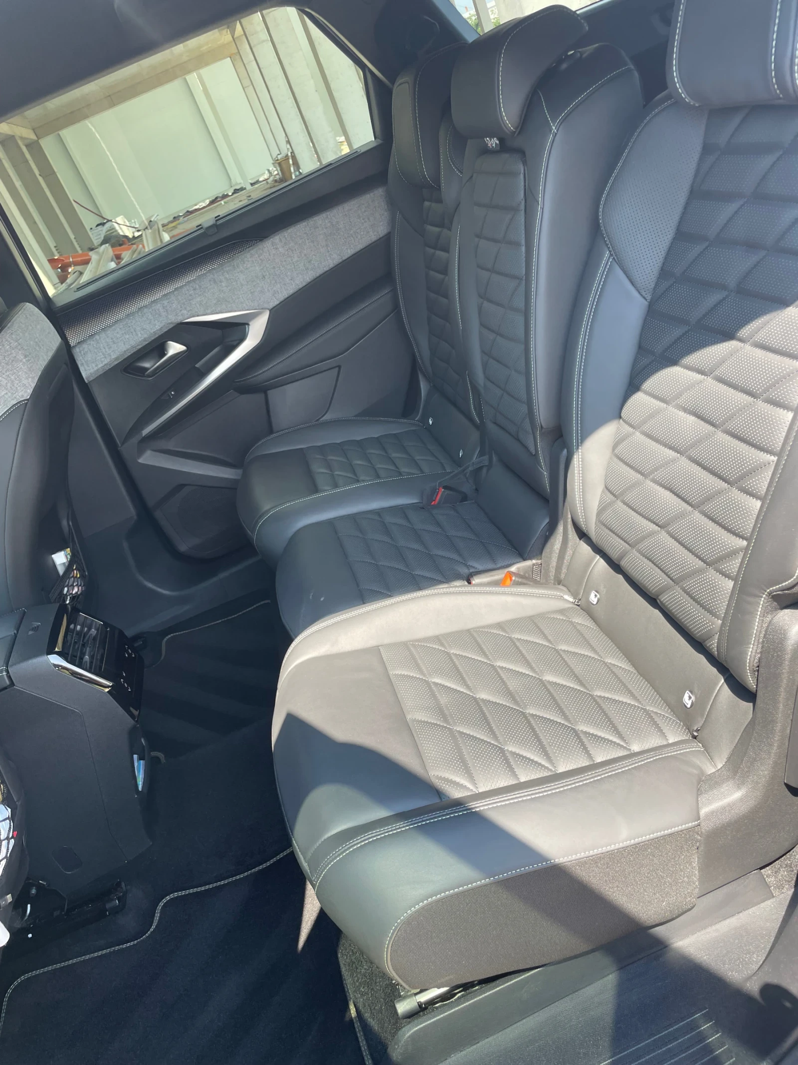 Peugeot 5008, снимка 13 - Автомобили и джипове - 55499737
