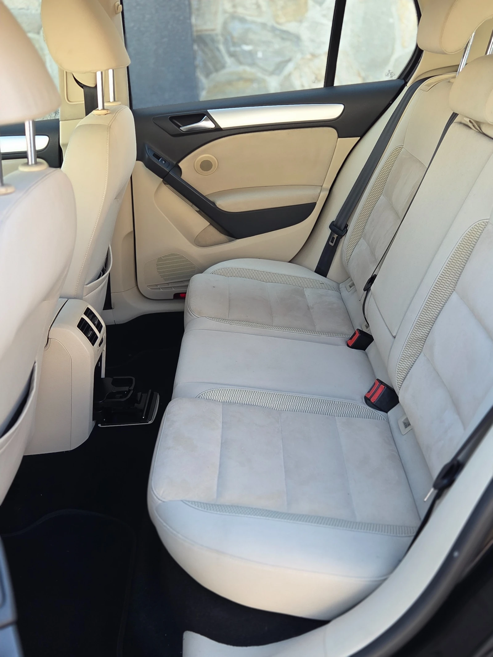 VW Golf 2.0TDI DSG* Highline* ANDROID* , снимка 8 - Автомобили и джипове - 55621440