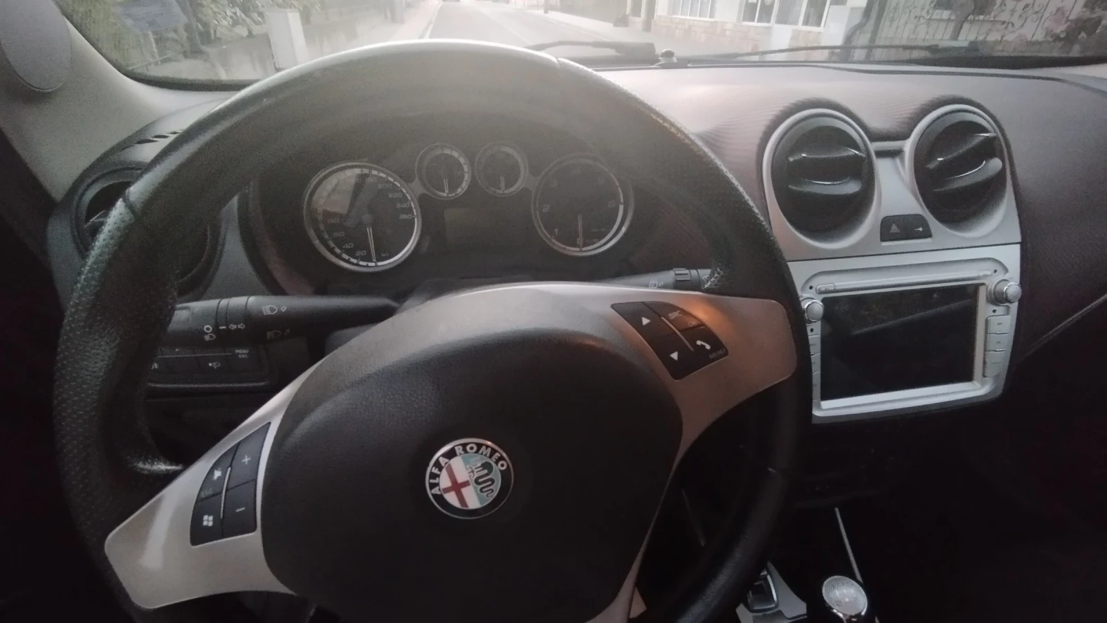 Alfa Romeo MiTo, снимка 8 - Автомобили и джипове - 55940188