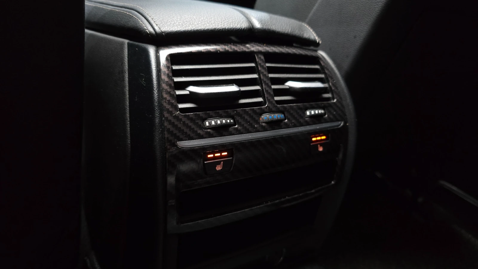 BMW 520 520i Luxury | HUD | Адаптивен круиз | Камера, снимка 16 - Автомобили и джипове - 55942992