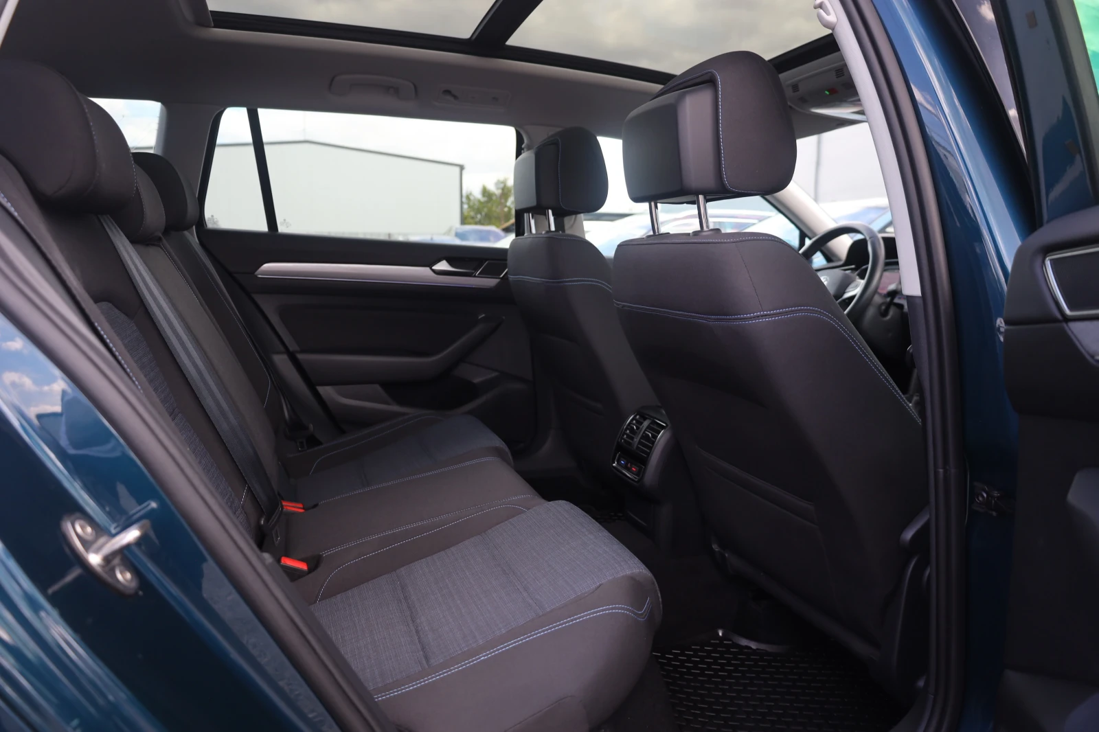 VW Passat GTE 1.4TSI Face DSG Pano ACC KAM KeyGO Lane#iCarbg | Mobile.bg � ����������� 9