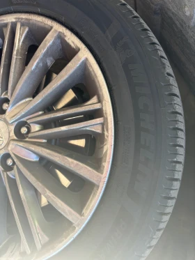 Hyundai Kona закупен чисто нов от Хюндай-България, снимка 7