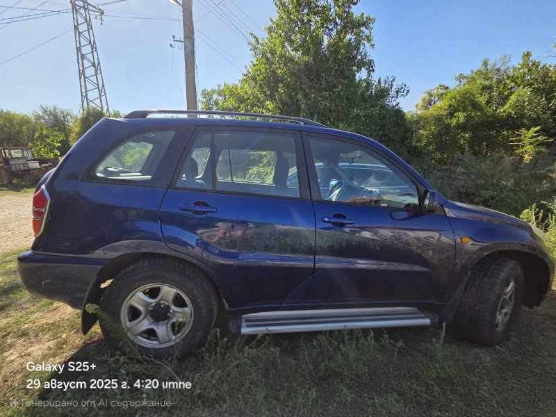 Toyota Rav4 2.0i, снимка 3 - Автомобили и джипове - 51545076