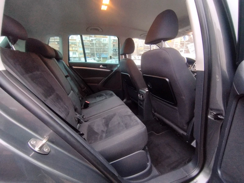 VW Tiguan 2.0 tsi/180 hp/4x4/Швейцария , снимка 15 - Автомобили и джипове - 52868442