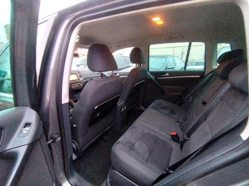VW Tiguan 2.0 tsi/180 hp/4x4/Швейцария , снимка 14 - Автомобили и джипове - 52868442