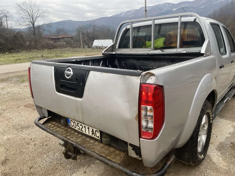 Nissan Navara, снимка 3 - Автомобили и джипове - 53447352