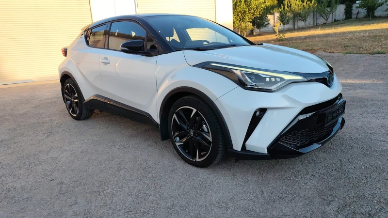 Toyota C-HR GR Sport 2.0 Hibrid, 33000км, ГАРАНЦИОНЕН - 46900 лв. - 66903220 1