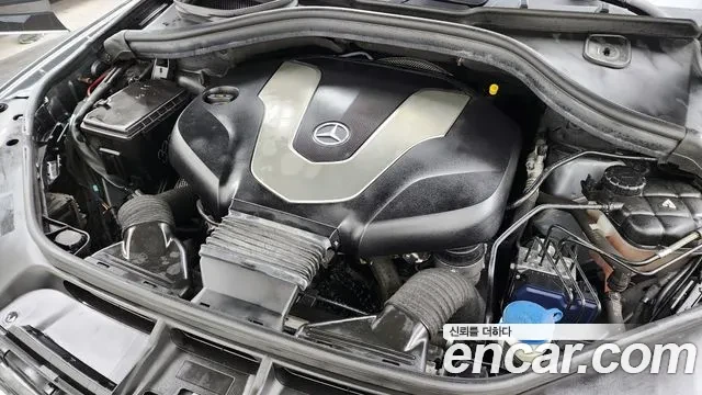 Mercedes-Benz GLE 350 4MATIC, снимка 15 - Автомобили и джипове - 53966066