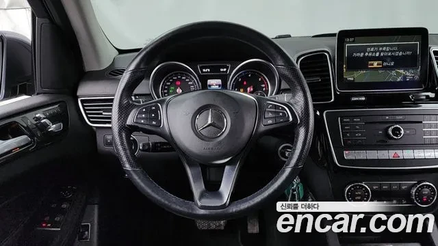Mercedes-Benz GLE 350 4MATIC, снимка 5 - Автомобили и джипове - 53966066