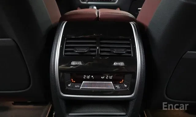 BMW X6 40I | M SPORT | B&W | HUD | ОБДУХ| СЕРВИЗНАИСТОРИЯ, снимка 16 - Автомобили и джипове - 55565300
