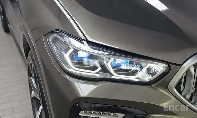 BMW X6 40I | M SPORT | B&W | HUD | ОБДУХ| СЕРВИЗНАИСТОРИЯ, снимка 4 - Автомобили и джипове - 55565300