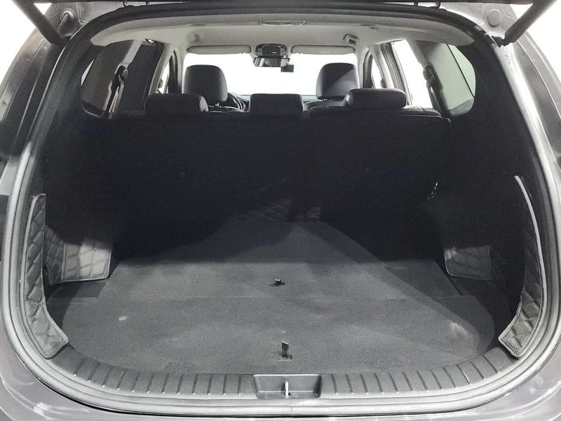 Hyundai Santa fe 2.2 Automatic, снимка 16 - Автомобили и джипове - 55656311