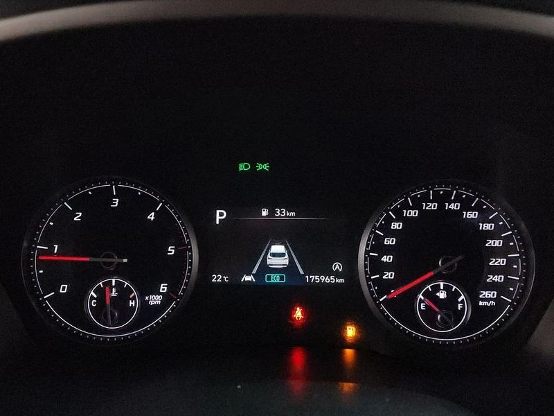 Hyundai Santa fe 2.2 Automatic, снимка 10 - Автомобили и джипове - 55656311