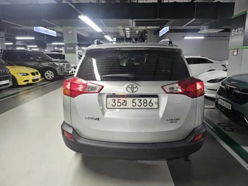 Toyota Rav4 2.5 4Wd, снимка 5 - Автомобили и джипове - 55796184