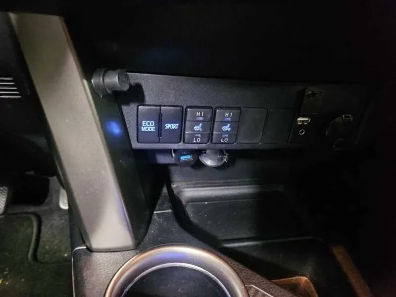 Toyota Rav4 2.5 4Wd, снимка 17 - Автомобили и джипове - 55796184