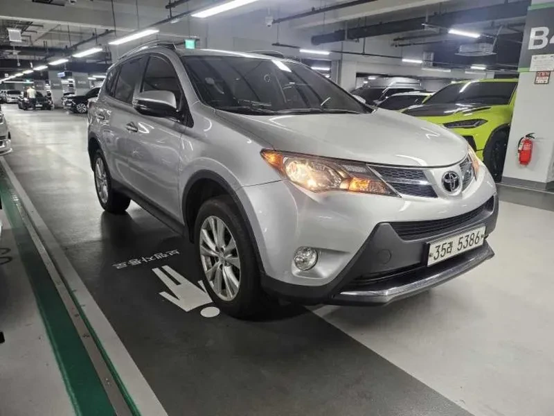 Toyota Rav4 2.5 4Wd, снимка 3 - Автомобили и джипове - 55796184