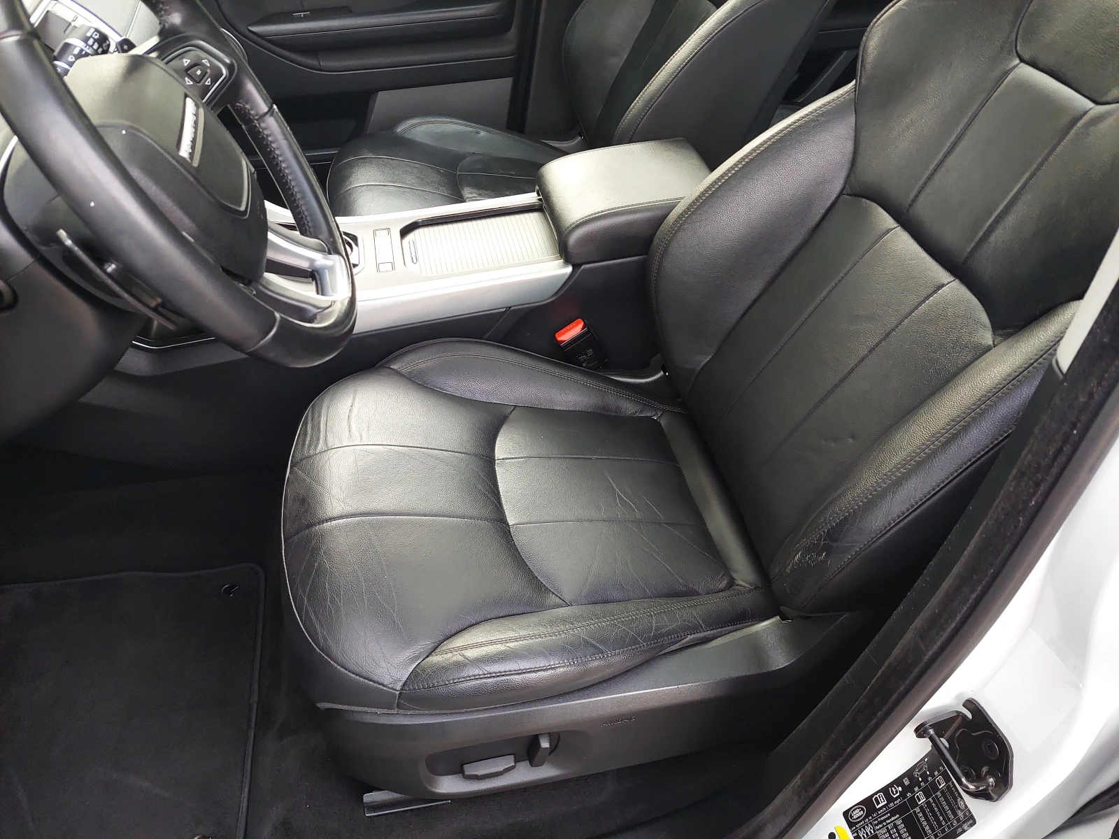 Land Rover Range Rover Evoque 2, 0d 180ps 4x4 - изображение 9
