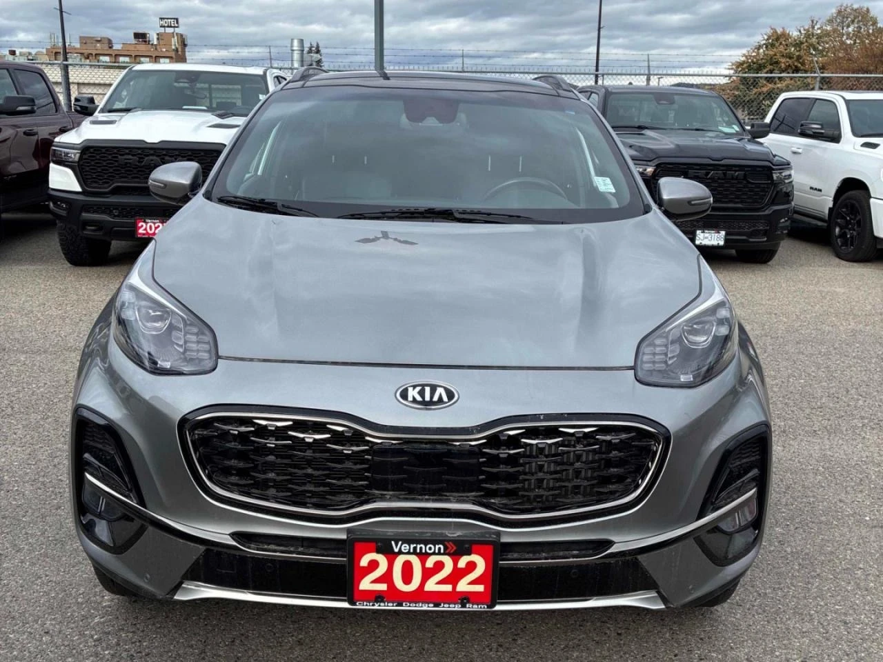 Kia Sportage SX* 4x4* Камера* Пано* Обдух* Подгрев - изображение 2