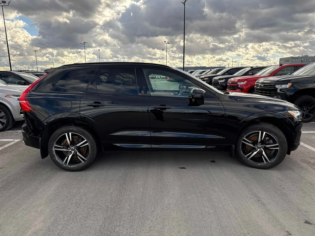 Volvo XC60 * T6 AWD R Design * CARFAX * БЕЗ ПЪРВОНАЧАЛНА ВНОС - изображение 3