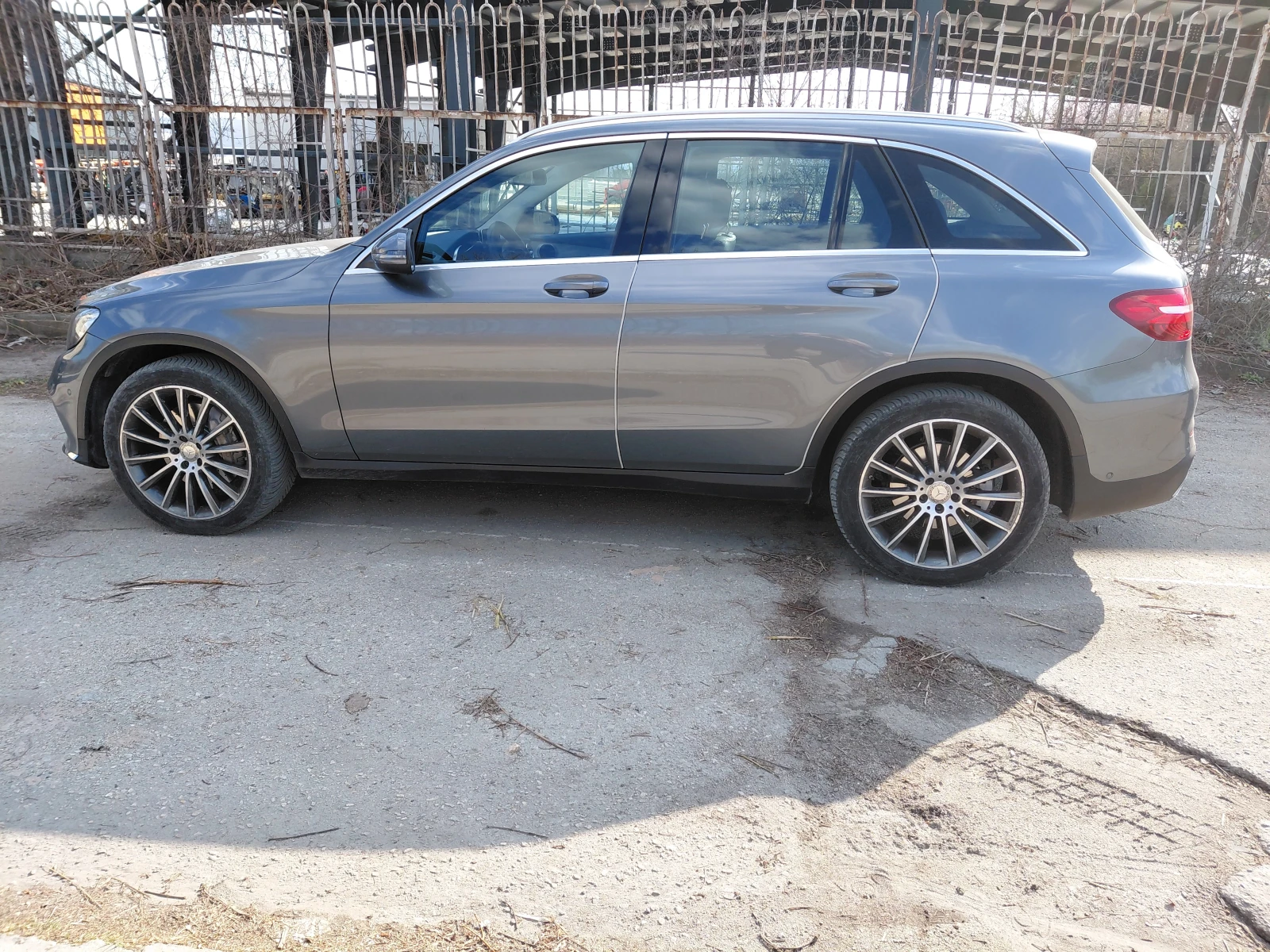 Mercedes-Benz GLC 220 СУВ, снимка 6 - Автомобили и джипове - 54000986