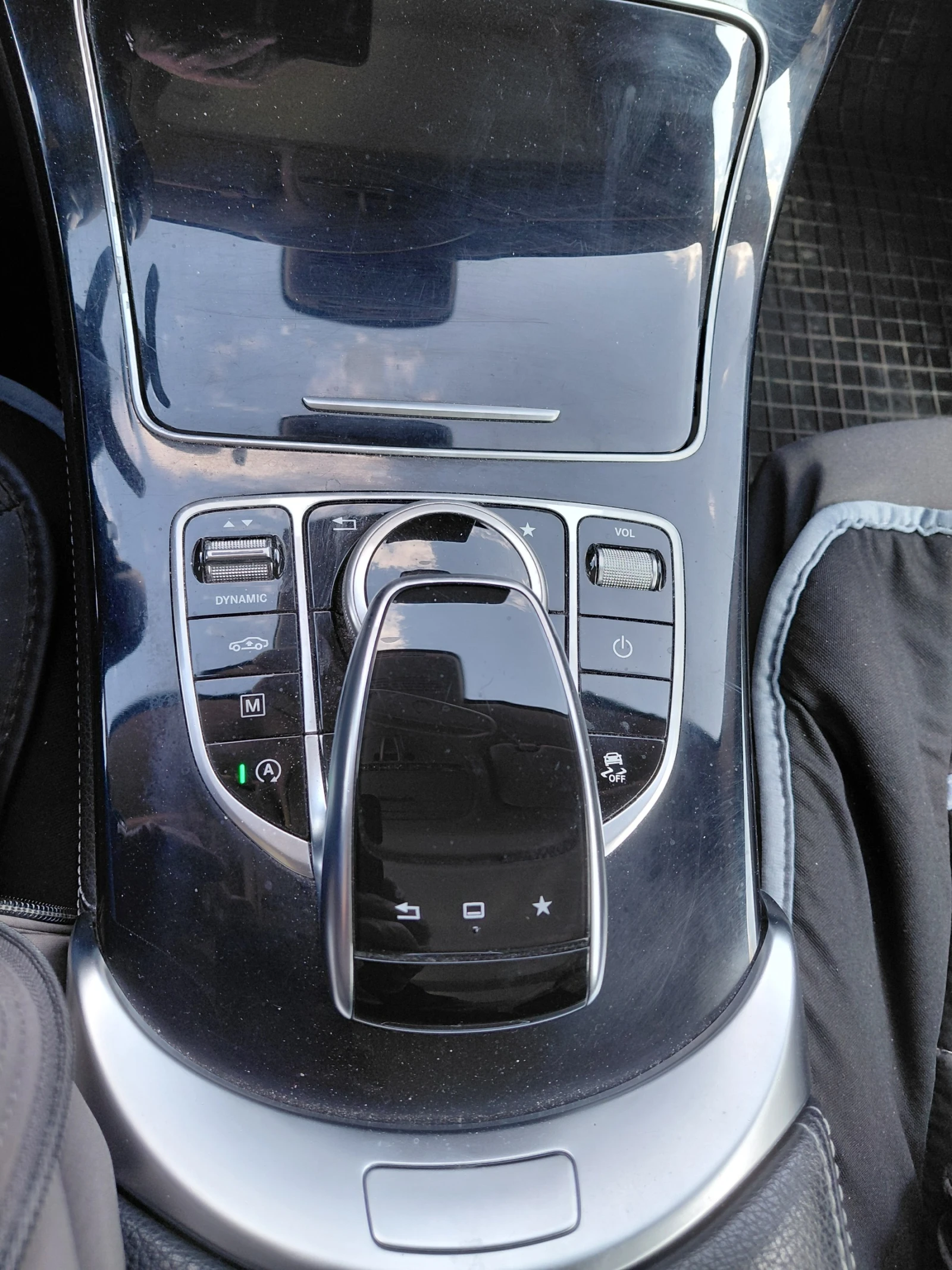 Mercedes-Benz GLC 220 СУВ, снимка 13 - Автомобили и джипове - 54000986