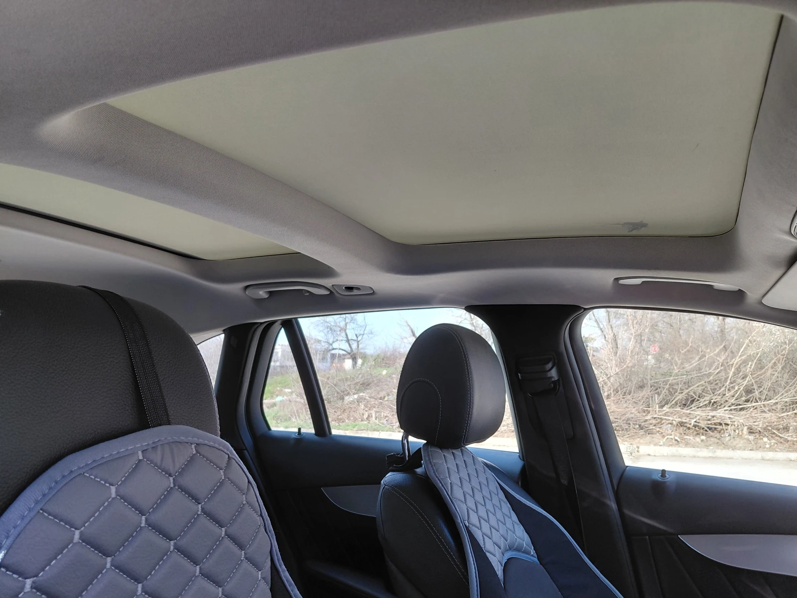 Mercedes-Benz GLC 220 СУВ, снимка 9 - Автомобили и джипове - 54000986