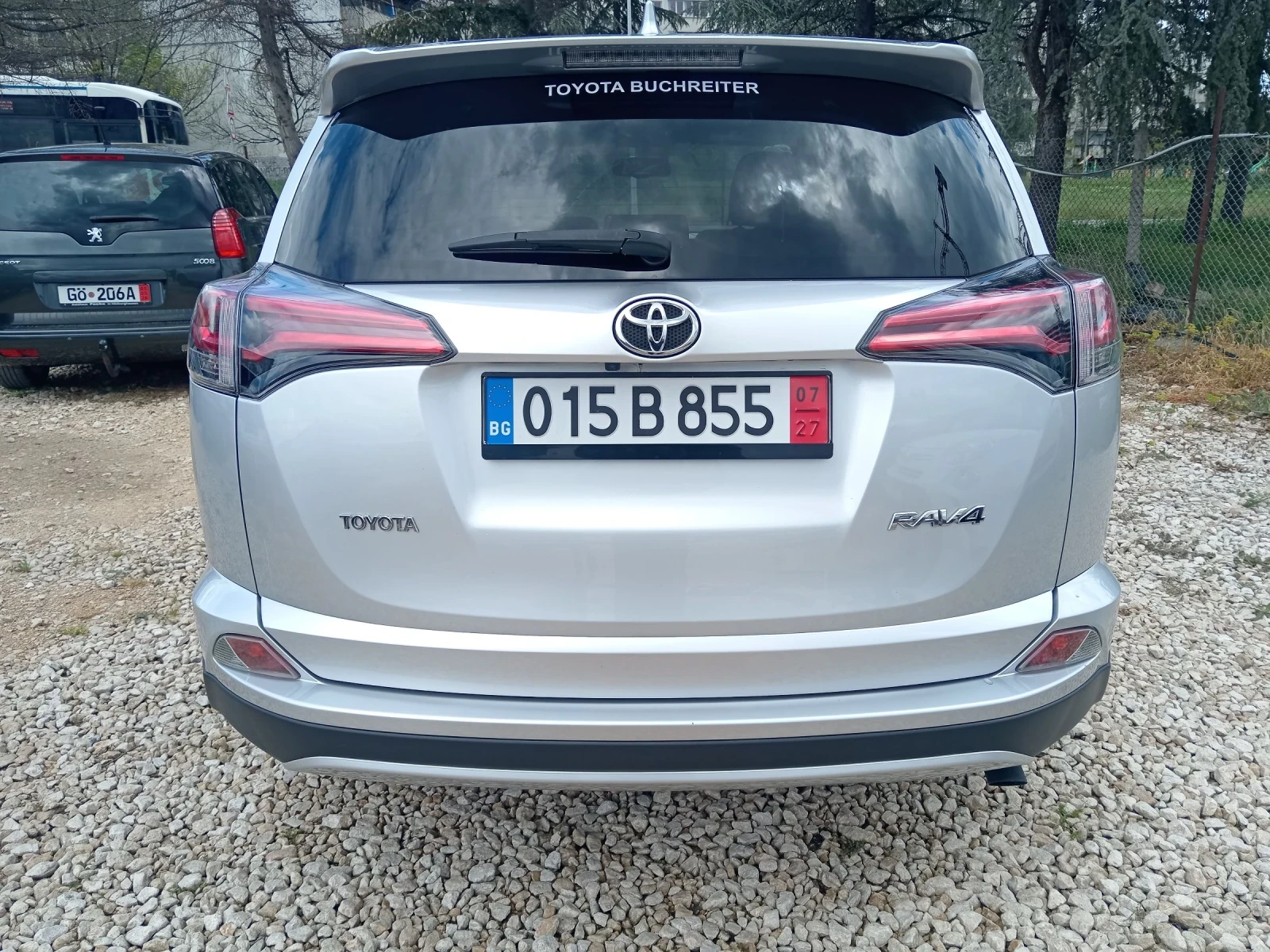 Toyota Rav4 2.0 D - 143 К. С. , снимка 8 - Автомобили и джипове - 54530917