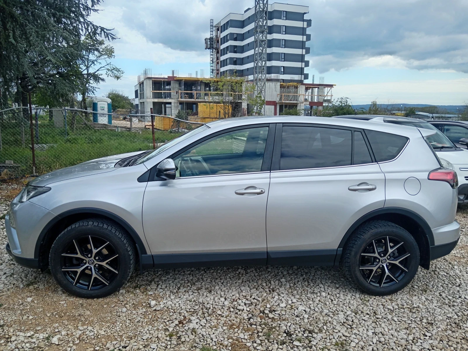 Toyota Rav4 2.0 D - 143 К. С. , снимка 4 - Автомобили и джипове - 54530917