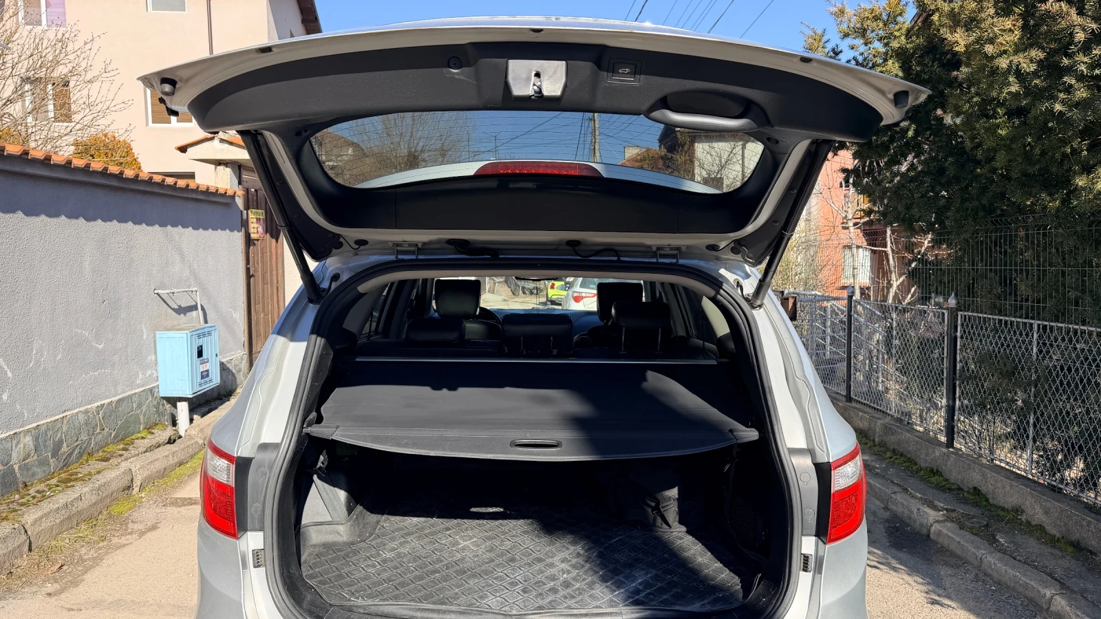 Hyundai Santa fe Grand, снимка 3 - Автомобили и джипове - 54542201