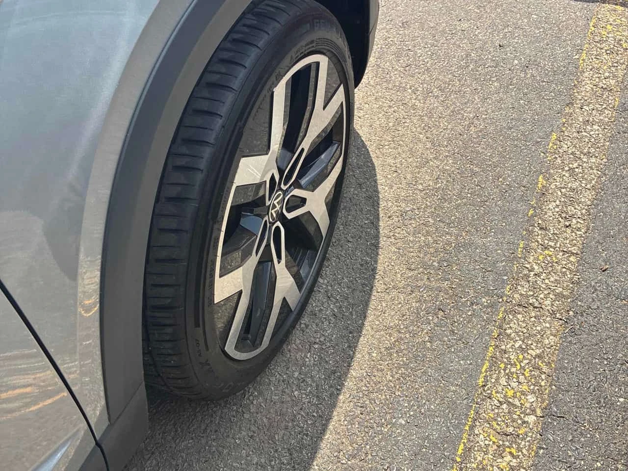 VW Taos * Highline * АВТОКРЕДИТ БЕЗ ПЪРВОНАЧАЛНА ВНОСКА* , снимка 13 - Автомобили и джипове - 54803161
