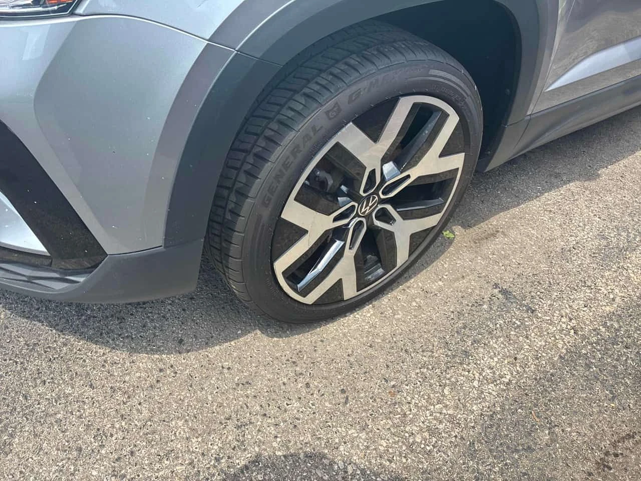 VW Taos * Highline * АВТОКРЕДИТ БЕЗ ПЪРВОНАЧАЛНА ВНОСКА* , снимка 7 - Автомобили и джипове - 54803161