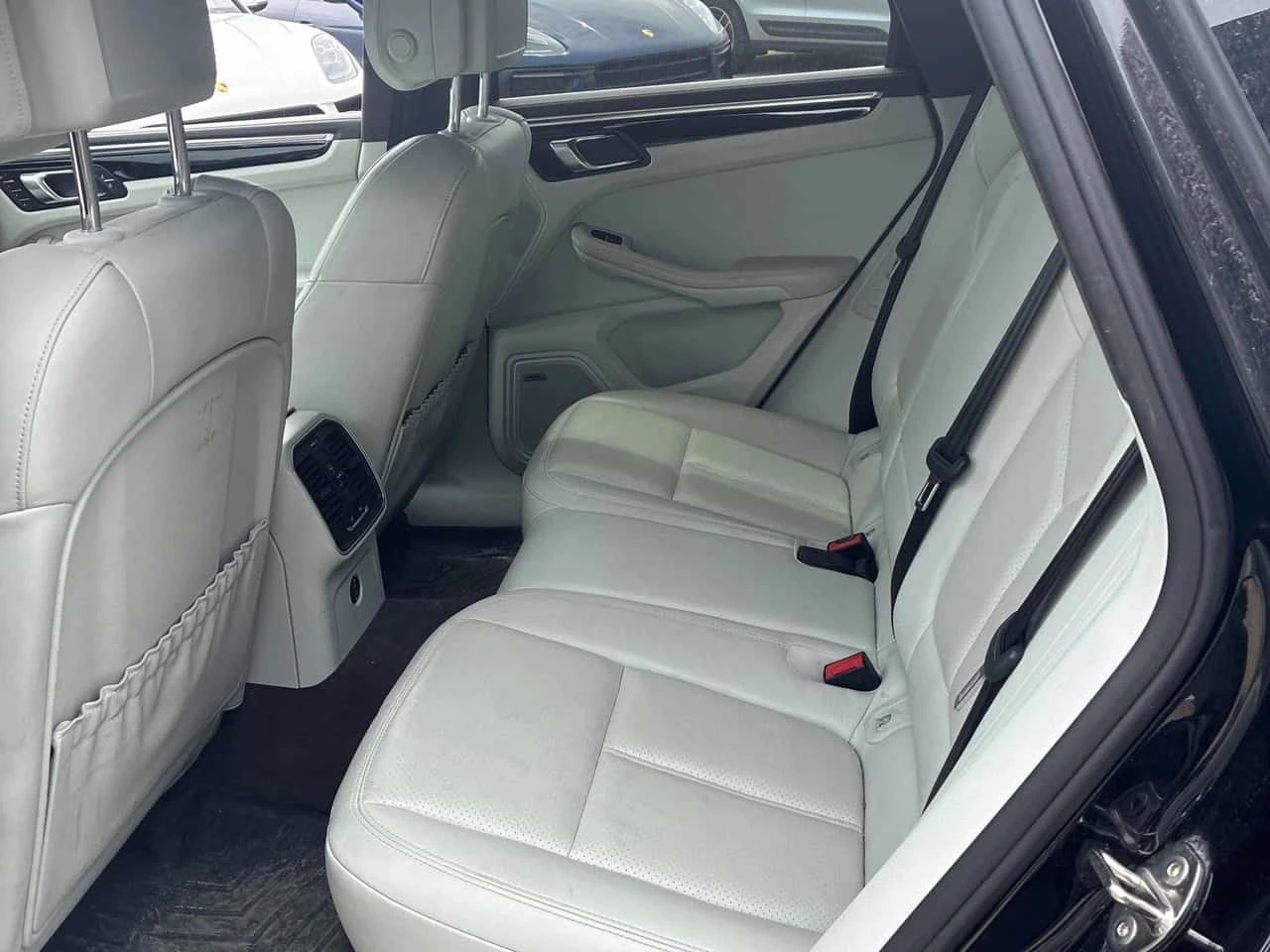 Porsche Macan * S * ГЛАВНО ПРЕДСТАВИТЕЛСТВО НА PORSCHE, снимка 12 - Автомобили и джипове - 54906829