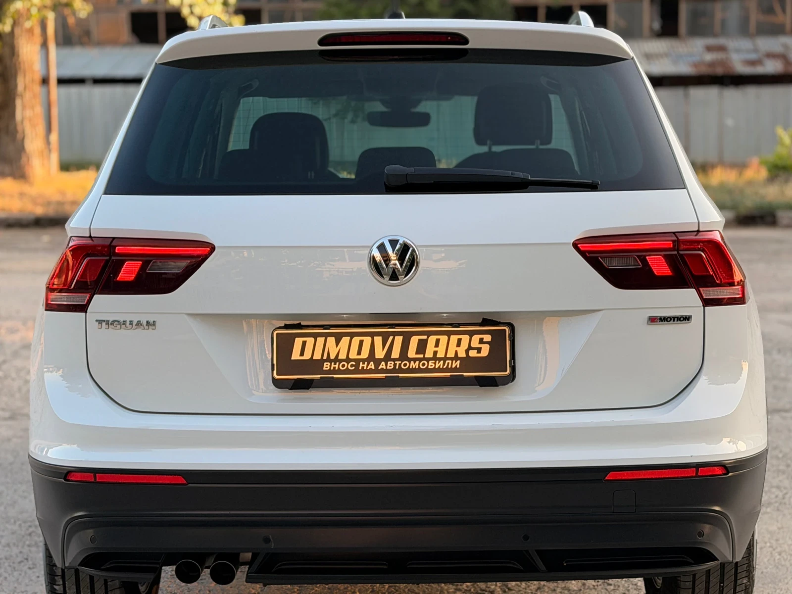 VW Tiguan 2.0TDI/4MOTION/АВТОМАТ, снимка 4 - Автомобили и джипове - 55285682