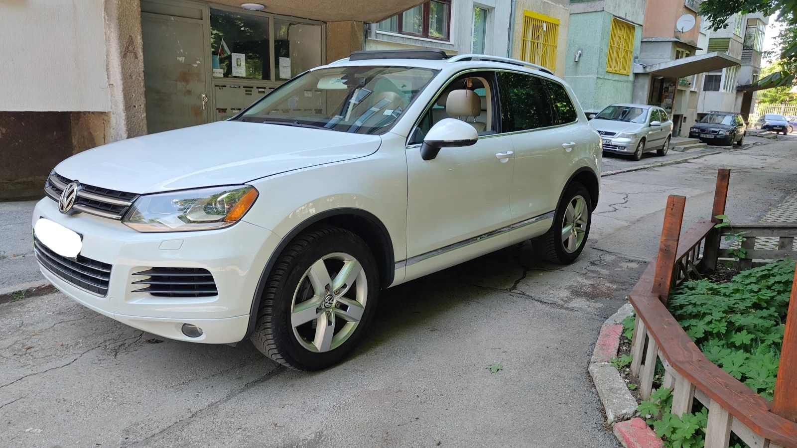 VW Touareg, снимка 2 - Автомобили и джипове - 55392671